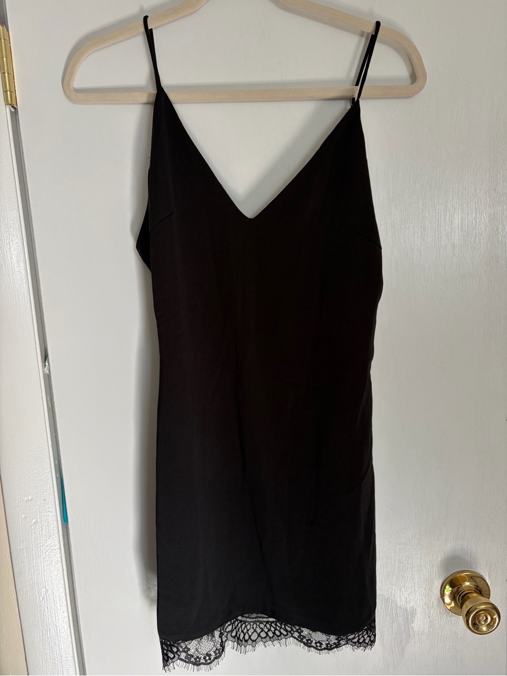 Women's Black Lace-Hem Slip Dress - Classic V-Neck